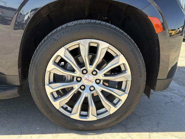 used 2024 GMC Yukon car, priced at $65,900