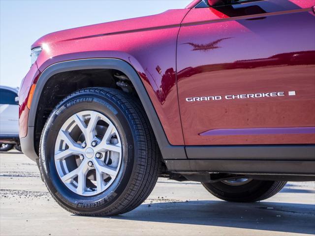 used 2023 Jeep Grand Cherokee car, priced at $31,600