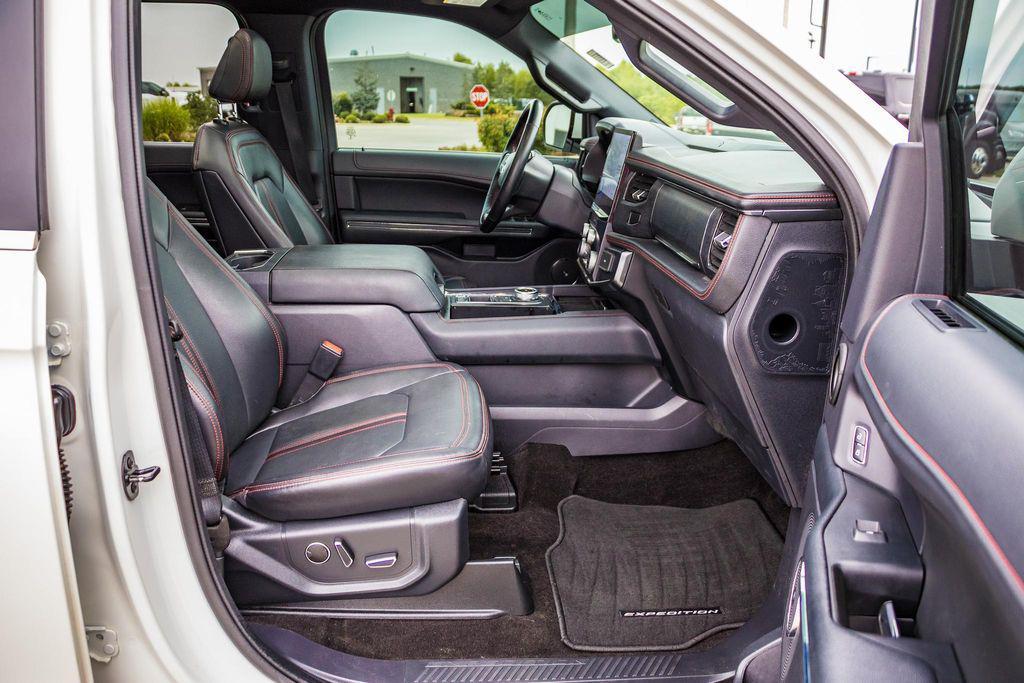 used 2022 Ford Expedition car, priced at $38,300
