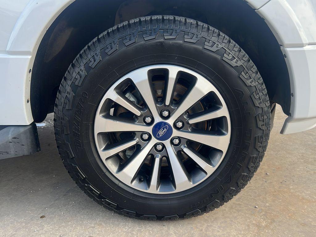 used 2015 Ford Expedition car, priced at $5,400