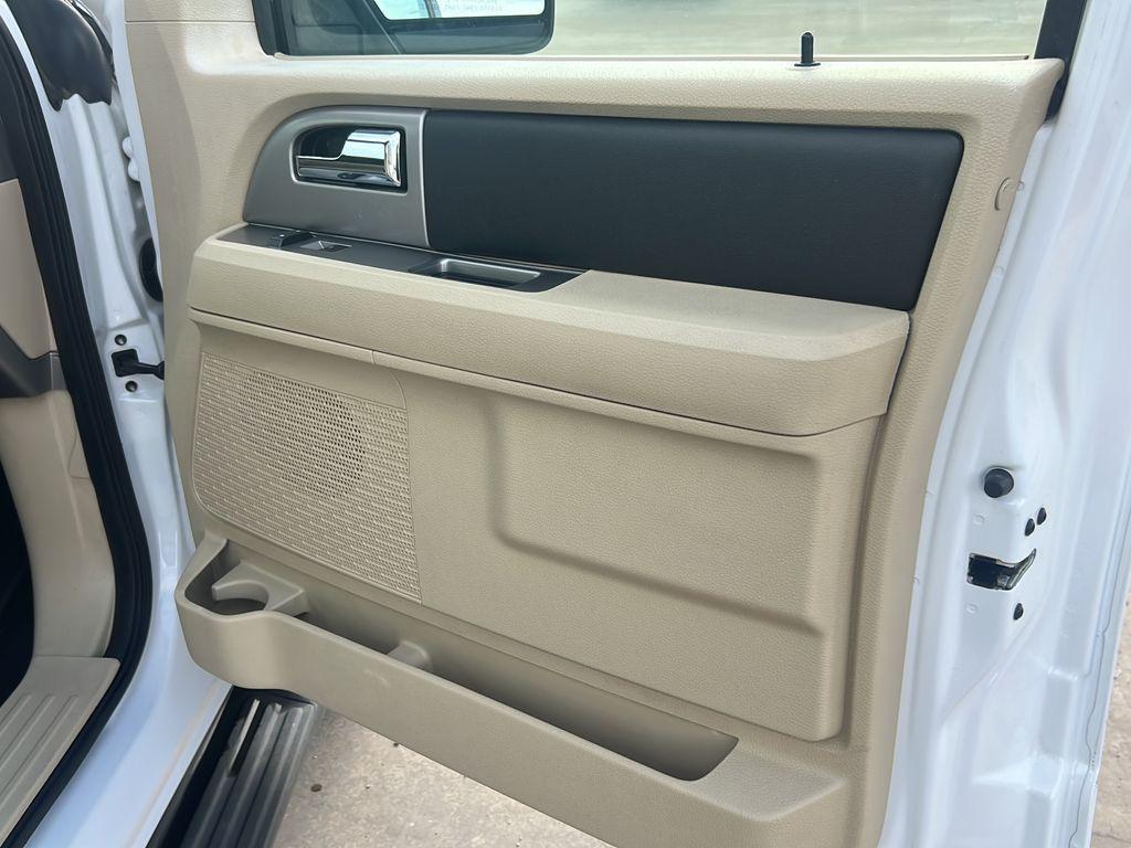 used 2015 Ford Expedition car, priced at $5,400