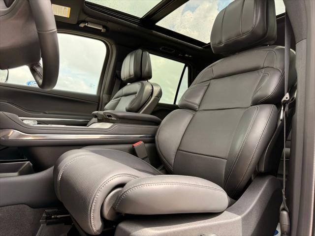 used 2025 Lincoln Navigator car, priced at $114,950
