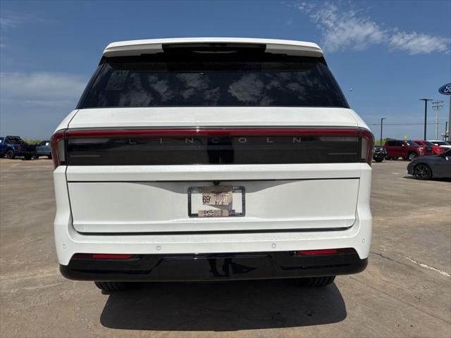 used 2025 Lincoln Navigator car, priced at $125,000