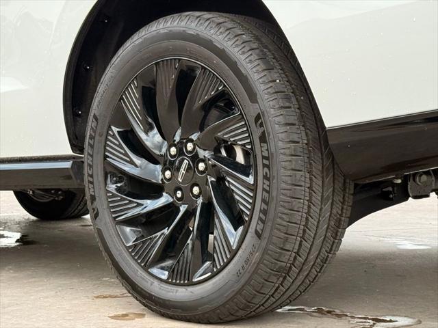 used 2025 Lincoln Navigator car, priced at $114,950