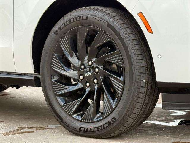 used 2025 Lincoln Navigator car, priced at $114,950