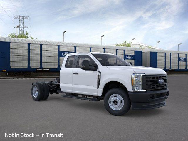 new 2026 Ford F-350 car, priced at $61,333