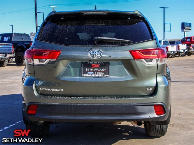 used 2019 Toyota Highlander car, priced at $22,800