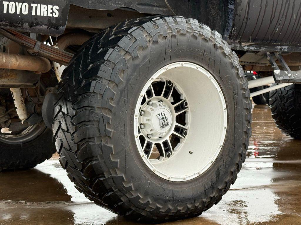 used 2001 Ford Excursion car, priced at $15,400