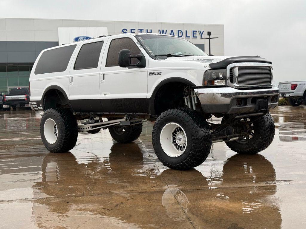 used 2001 Ford Excursion car, priced at $15,400