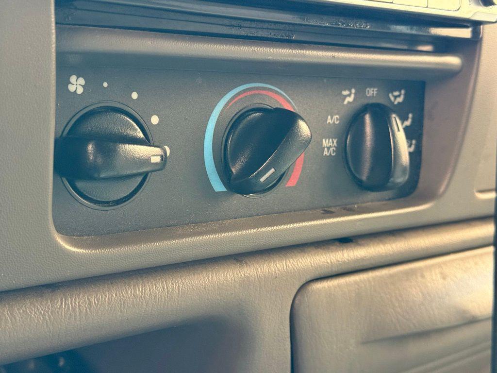used 2001 Ford Excursion car, priced at $15,400