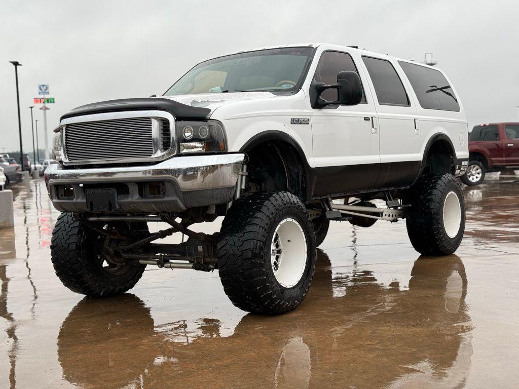 used 2001 Ford Excursion car, priced at $15,400
