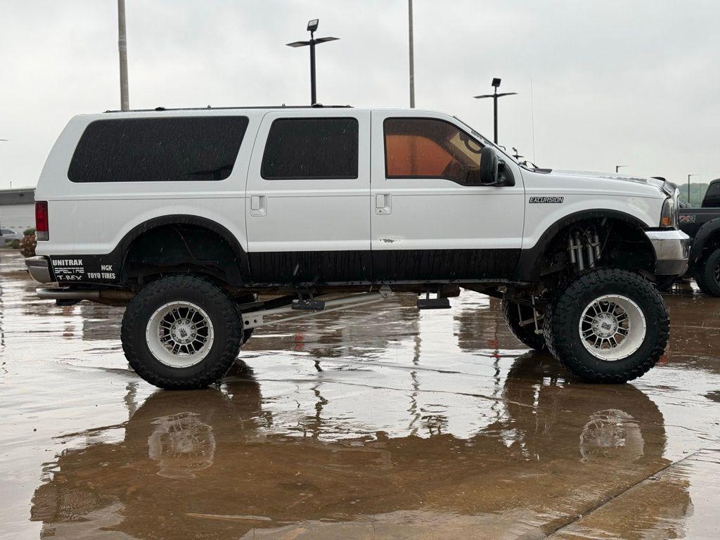 used 2001 Ford Excursion car, priced at $15,400