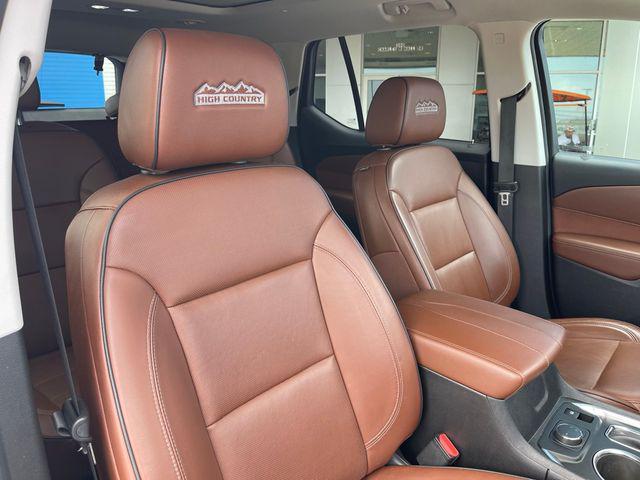 used 2021 Chevrolet Traverse car, priced at $29,400