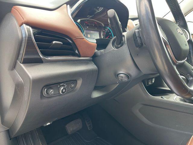 used 2021 Chevrolet Traverse car, priced at $29,400