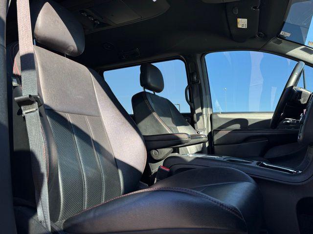 used 2015 Dodge Grand Caravan car, priced at $9,900