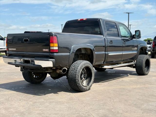 used 2005 GMC Sierra 2500 car, priced at $7,905