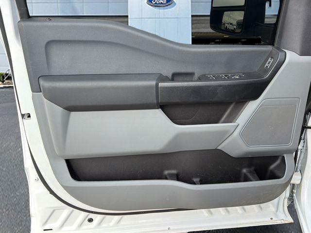 used 2025 Ford F-350 car, priced at $51,300