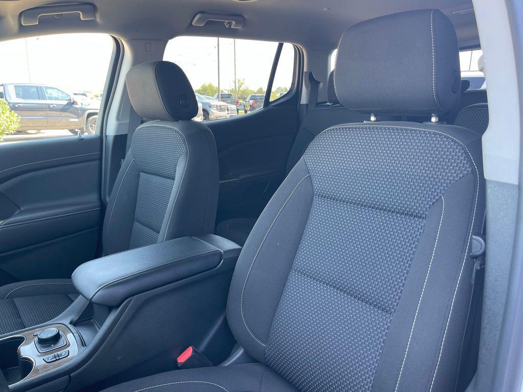 used 2023 GMC Acadia car, priced at $30,800