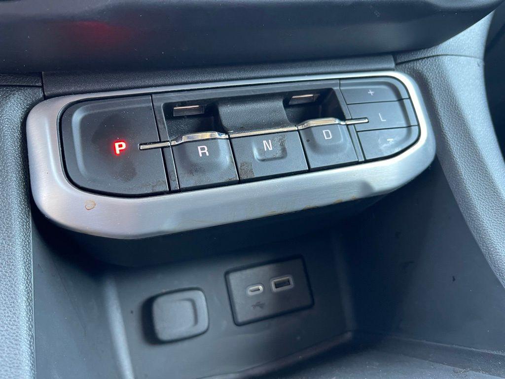 used 2023 GMC Acadia car, priced at $30,800