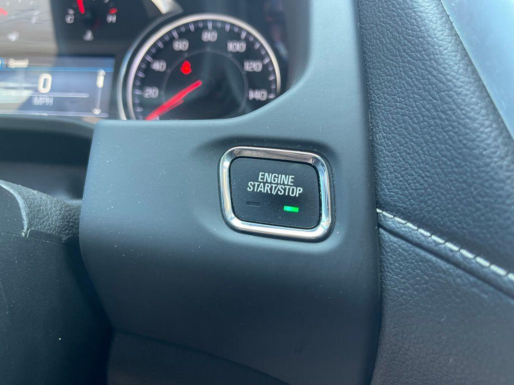 used 2023 GMC Acadia car, priced at $30,800