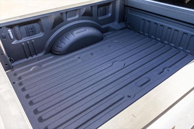 new 2025 Ford F-250 car, priced at $70,600