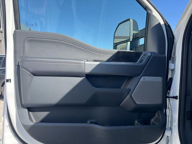 new 2025 Ford F-250 car