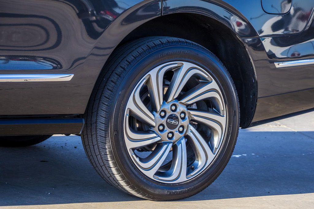 used 2023 Lincoln Navigator car, priced at $58,300