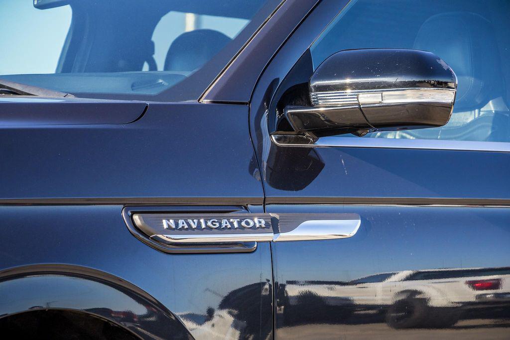 used 2023 Lincoln Navigator car, priced at $58,300