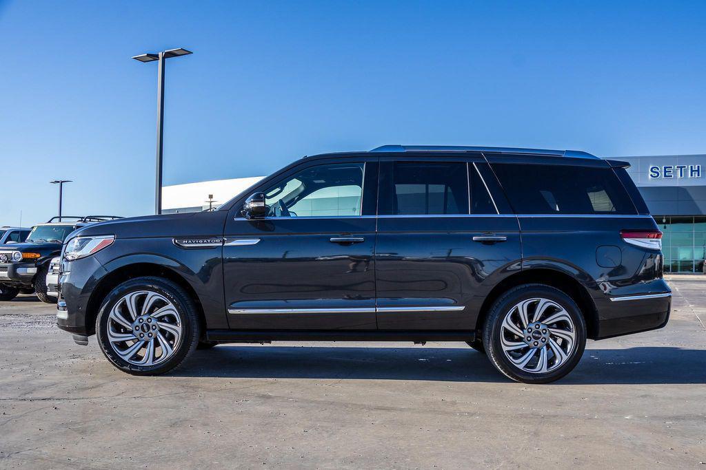 used 2023 Lincoln Navigator car, priced at $58,300