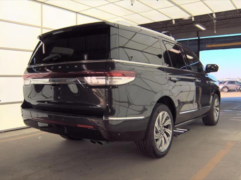 used 2023 Lincoln Navigator car, priced at $59,800