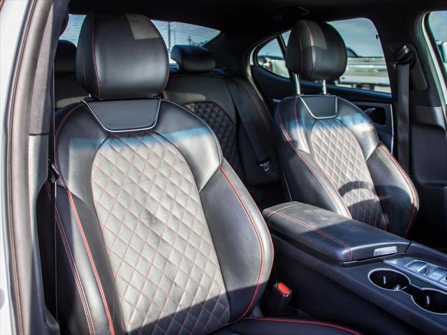 used 2021 Genesis G70 car, priced at $28,400