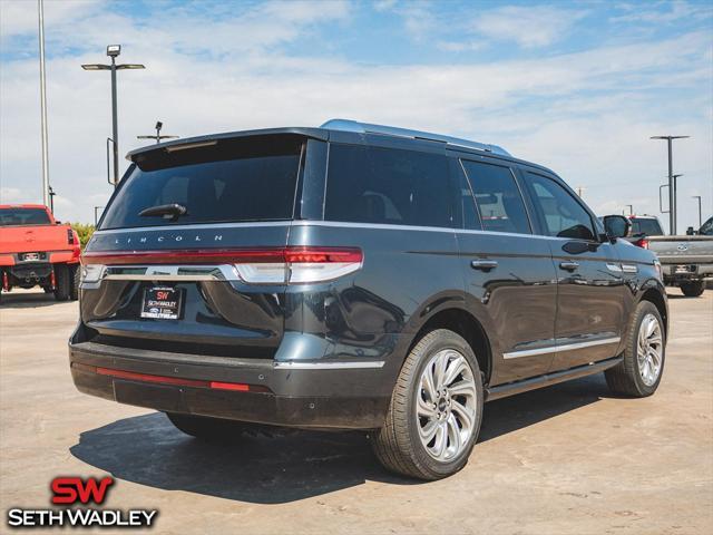 new 2024 Lincoln Navigator car, priced at $99,743