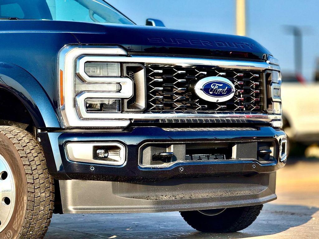 new 2025 Ford F-450 car, priced at $119,455