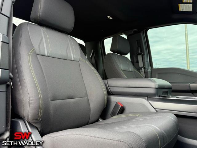 new 2025 Ford F-150 car, priced at $40,982