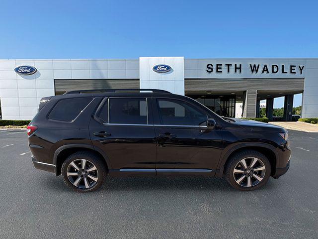 used 2023 Honda Pilot car, priced at $38,900