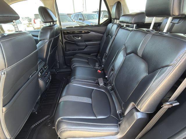 used 2023 Honda Pilot car, priced at $38,900