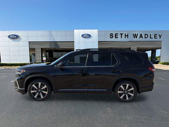 used 2023 Honda Pilot car, priced at $38,900