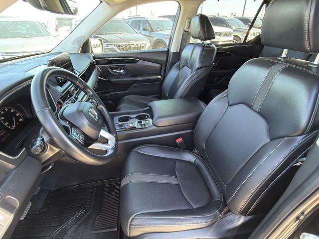 used 2023 Honda Pilot car, priced at $38,900