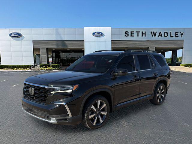 used 2023 Honda Pilot car, priced at $38,900