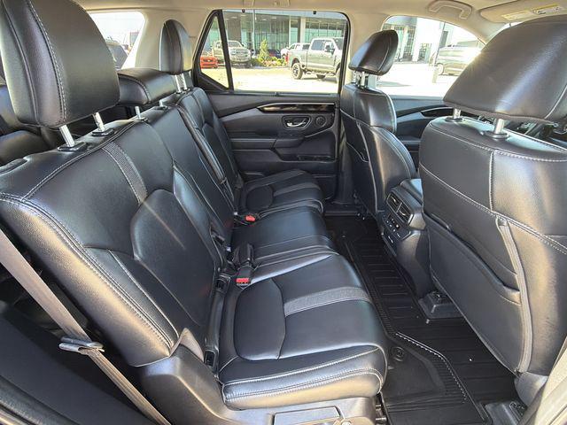 used 2023 Honda Pilot car, priced at $38,900