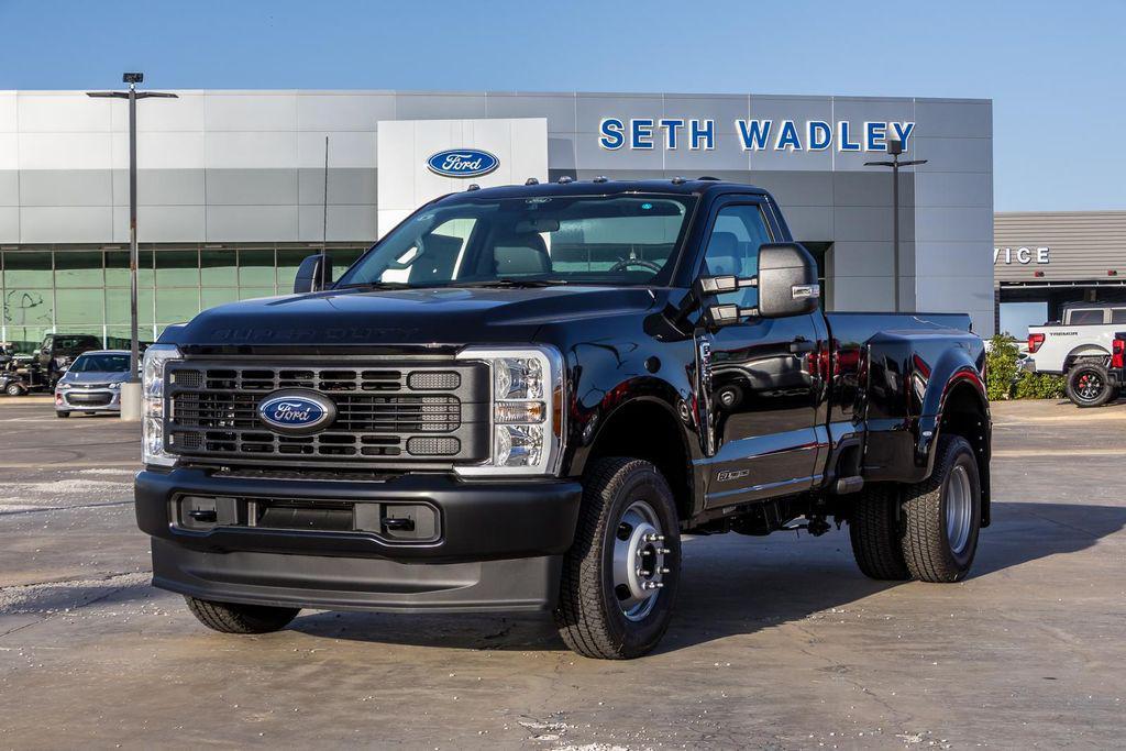new 2025 Ford F-350 car, priced at $62,575
