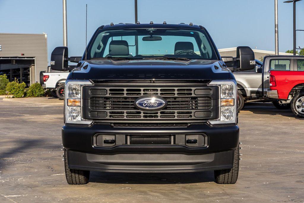 new 2025 Ford F-350 car, priced at $62,575