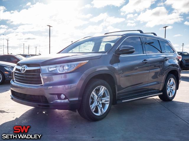 used 2016 Toyota Highlander car, priced at $16,400