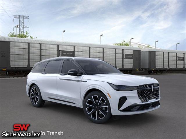 new 2025 Lincoln Nautilus car, priced at $61,909