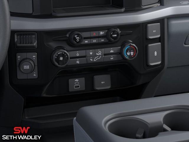 new 2025 Ford F-250 car, priced at $51,945