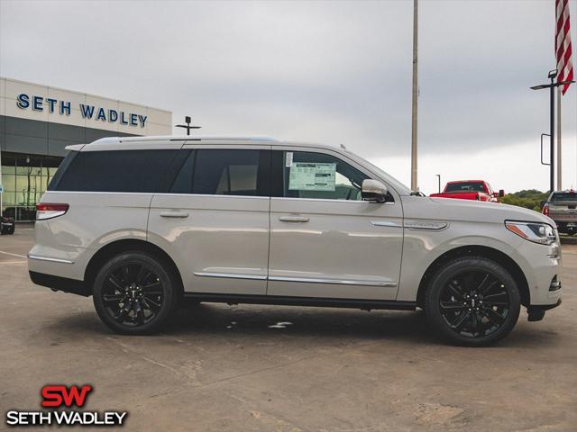 new 2024 Lincoln Navigator car, priced at $100,998