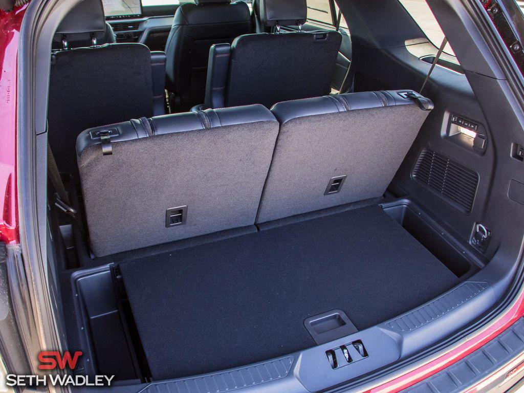 new 2025 Ford Explorer car, priced at $43,850