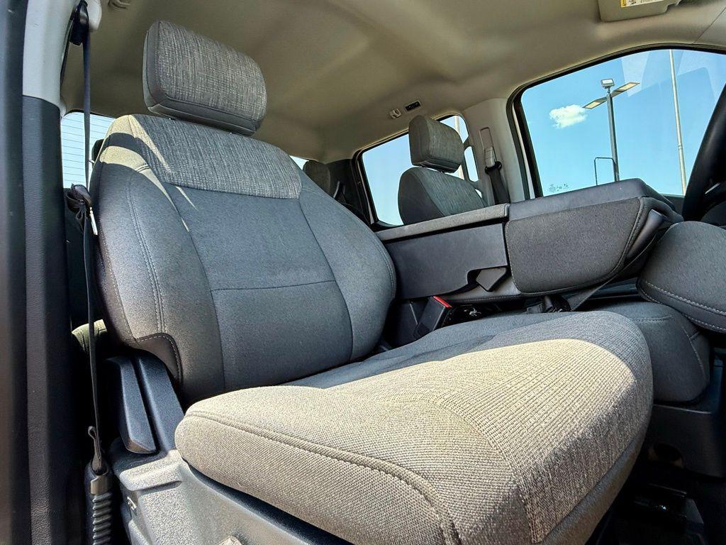 used 2021 Ford F-150 car, priced at $33,400