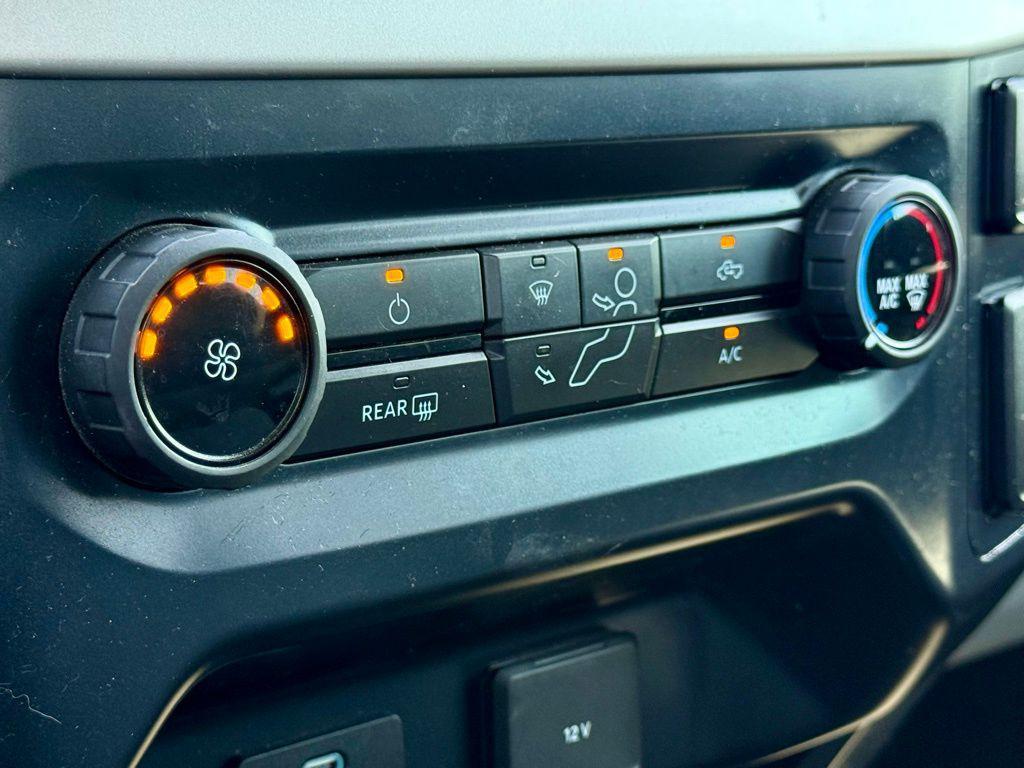 used 2021 Ford F-150 car, priced at $33,400
