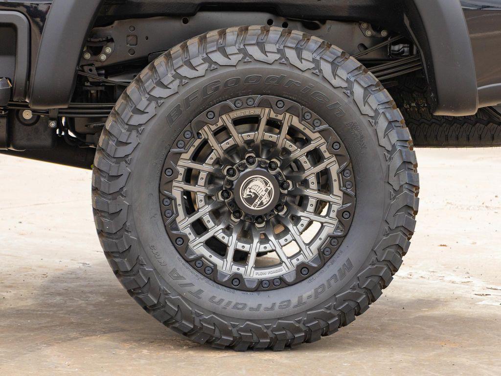 new 2025 Ford F-250 car, priced at $165,899